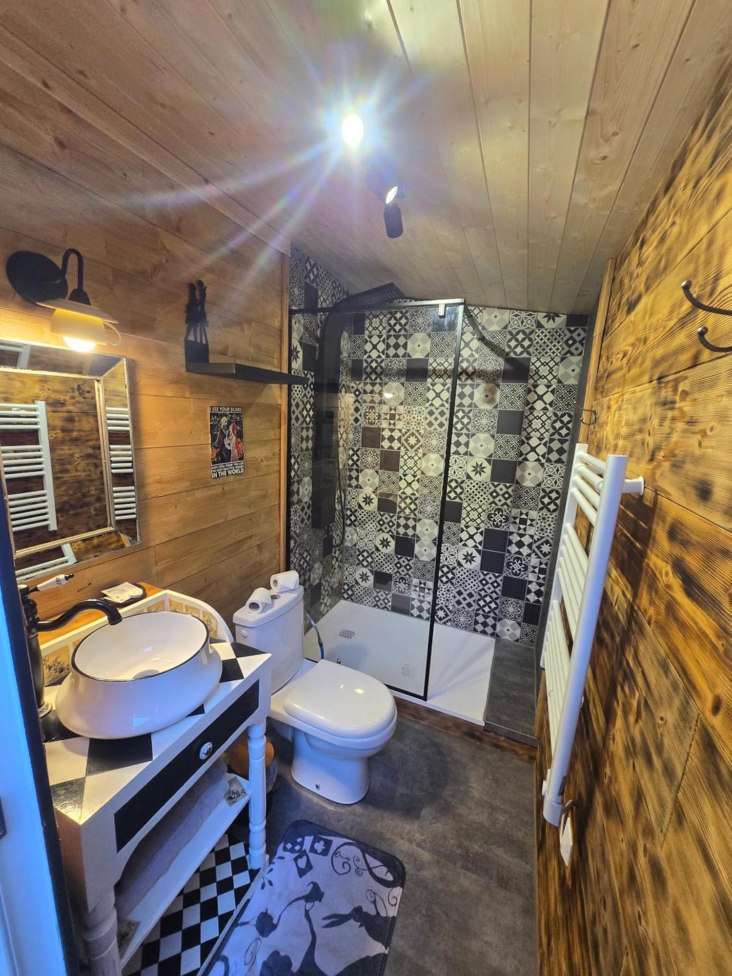 Saint-Martin-sur-le-Chambre 엔트레 2 콜스 B&B 외부 사진
